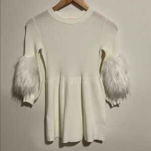 Cat & Jack Cream Sweater Dress with Faux Fur Sleeves SZ XS 4-5